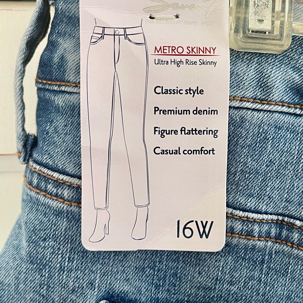 Seven7 Metro Skinny high rise Jeans - Picture 4 of 14